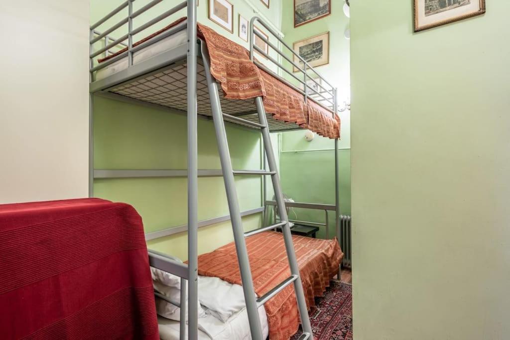 Jozsef-Corvin Central Budapest Bagian luar foto